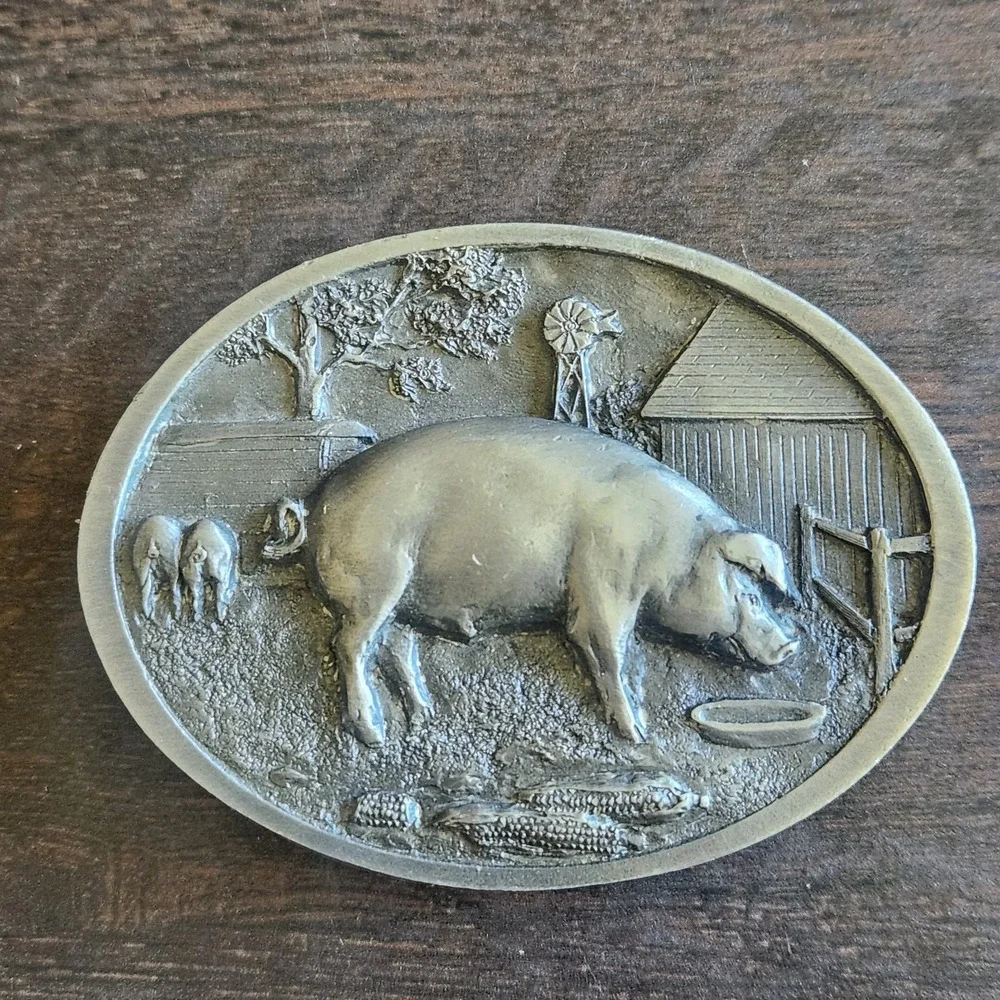 Vtg 1987 CJ Inc‎ Pewter Belt Buckle Pig Farm Barn Corn Windmill USA